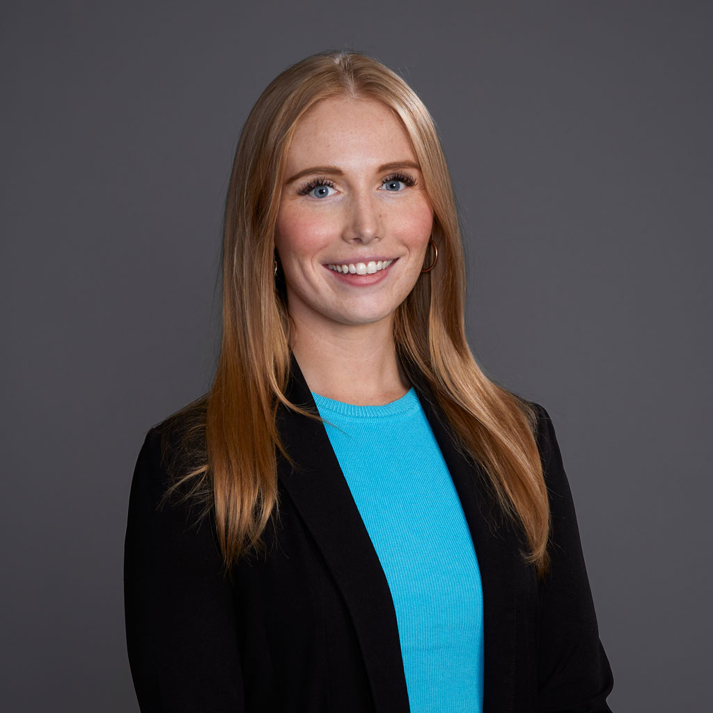 Cassandra Duncan, Associate at Jenni Byrne + Associates, actively involved in Alberta politics, notably contributing to the 2021 mayoral election in Edmonton.